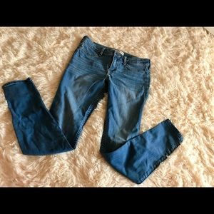 Hollister skinny jeans